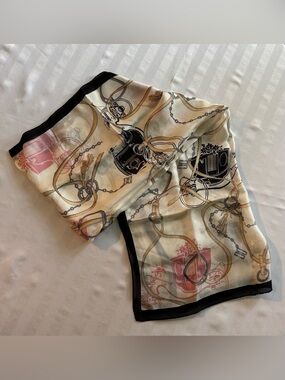 Daks Printed silk scarf in Cream with Black Trim